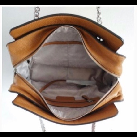 Michael Kors Astor Satchel - Picture 4 of 8